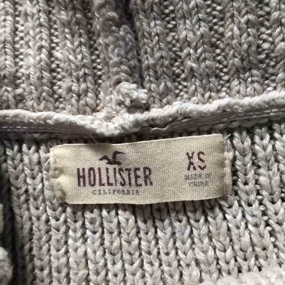 Women’s Knitted Sweater - Picture 4 of 4